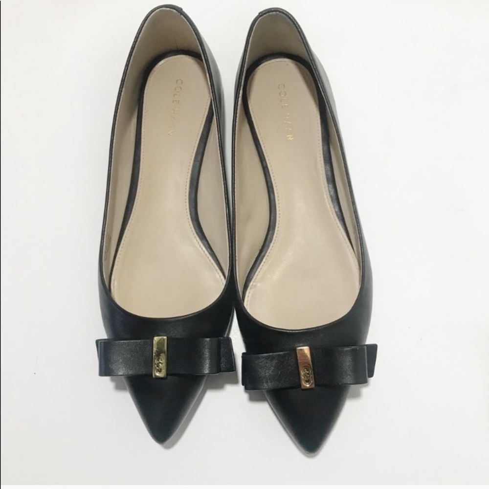 Cole Hana  Elsie Bow Lather Skimmer Flat.